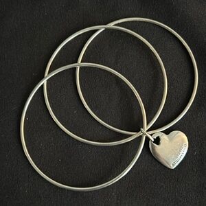Tiffany & Co. Stencil Heart Triple Bangle Bracelet